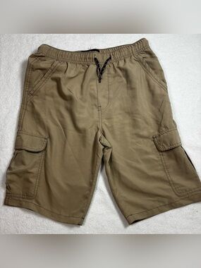 Plugg cargo Boy shorts with elastic waist, and multiple flap pockets